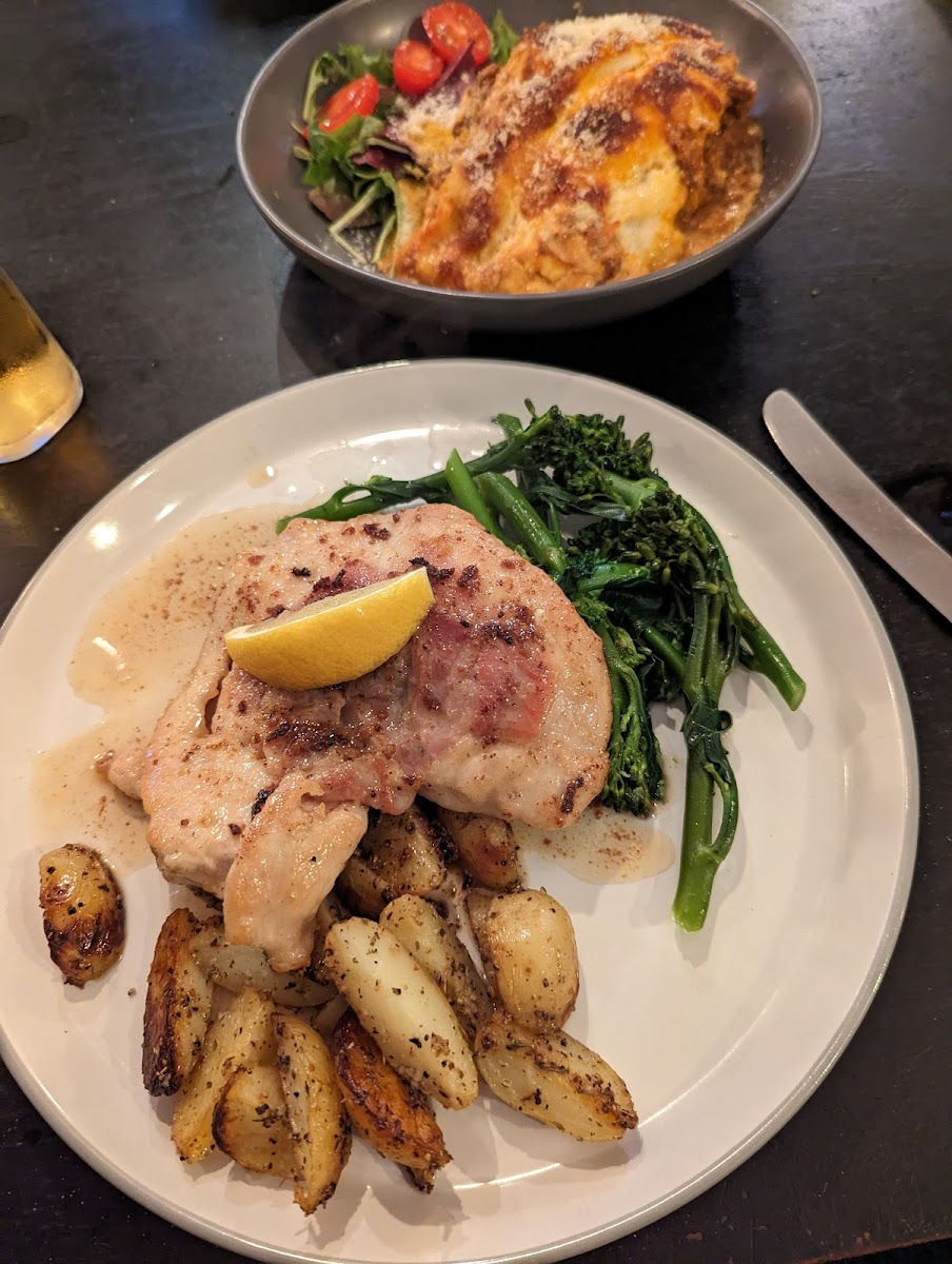 Bella Roma Restaurant & Pizzeria-7