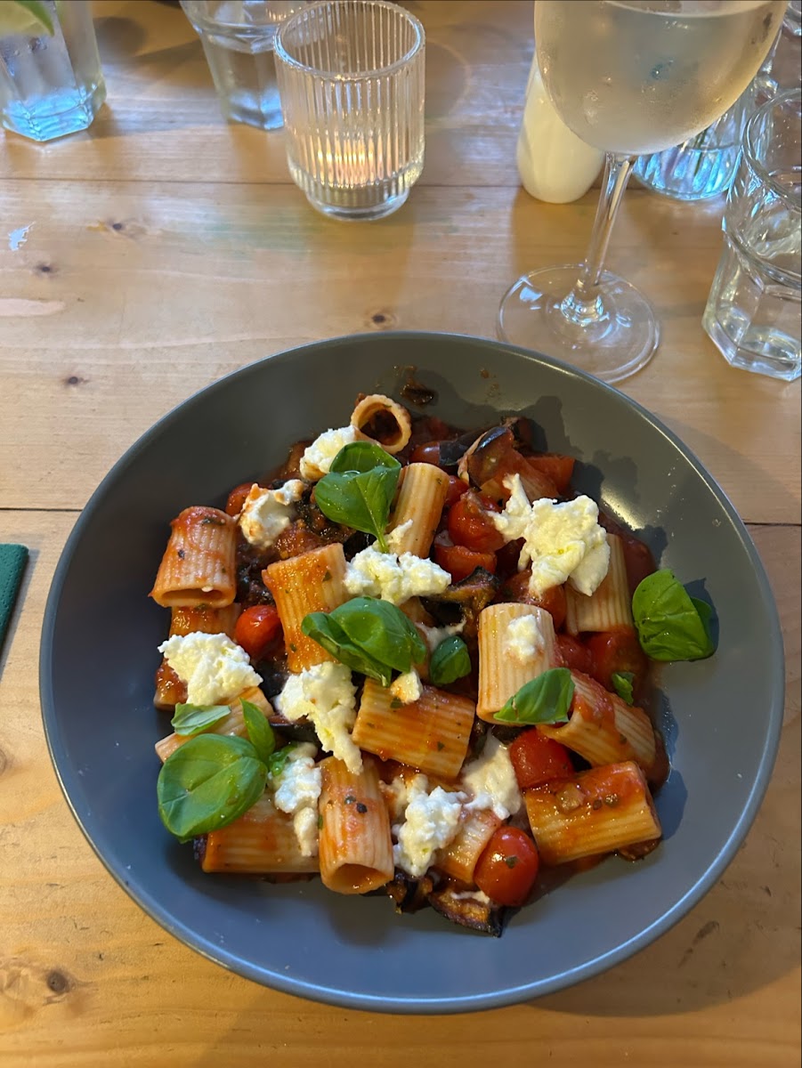 Bella Roma Restaurant & Pizzeria-9